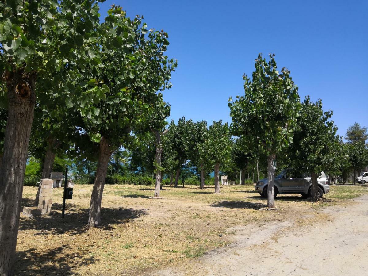 Camping Torre Mucchia Ortona Exterior foto