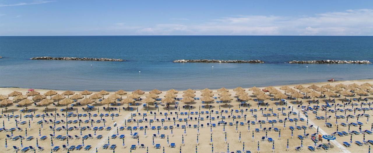 Camping Torre Mucchia Ortona Exterior foto